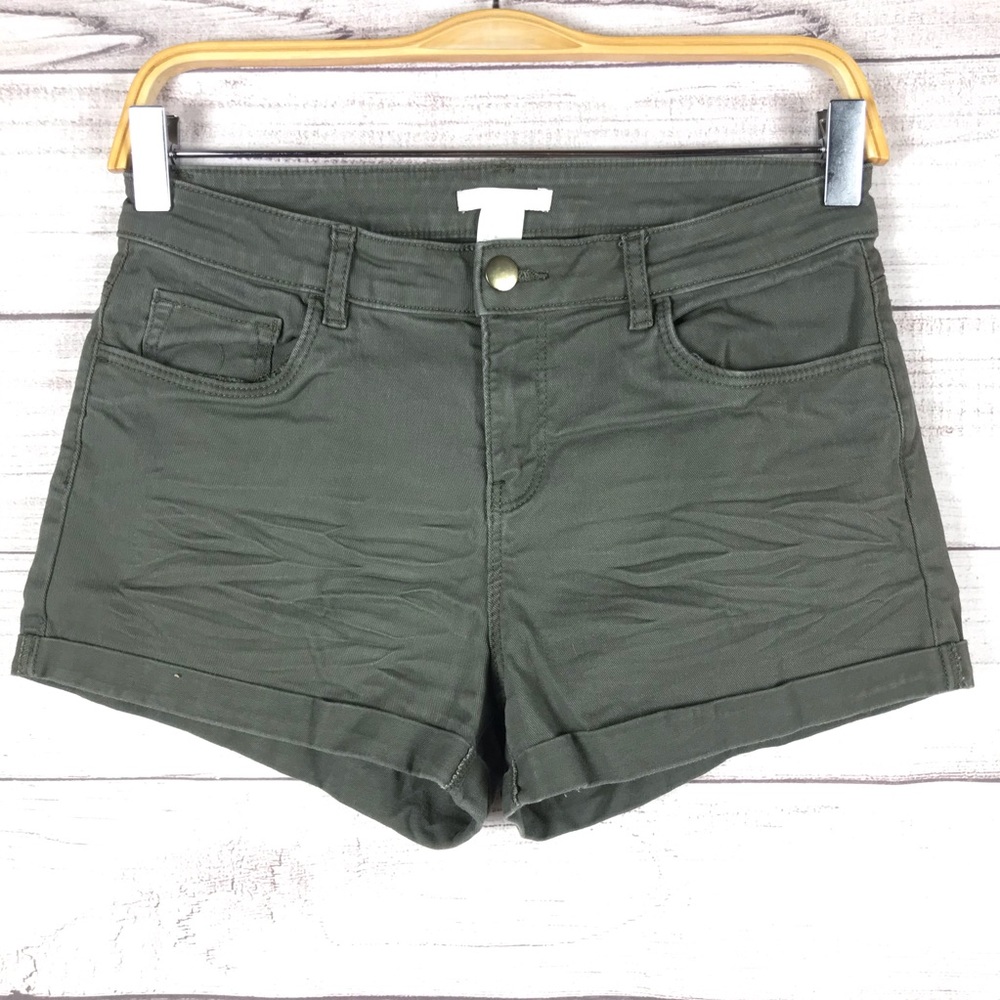 H&M Distressed Creased Denim Jean Shorts Size 6
